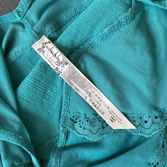 🦋Free People🦋Havana Nights Chemise - Picture 9 of 9